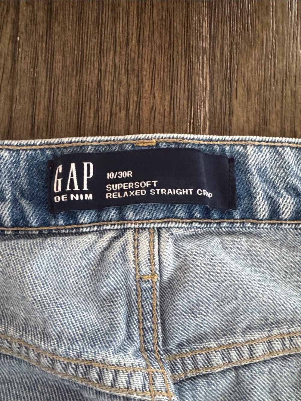 GAP Supersoft Relaxed Straight Crop Jeans - Picture 4 of 4